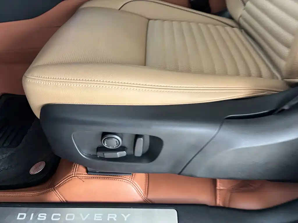 Land Rover Discovery Sport 2025 — фото 13