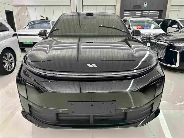Li Auto L6 2026