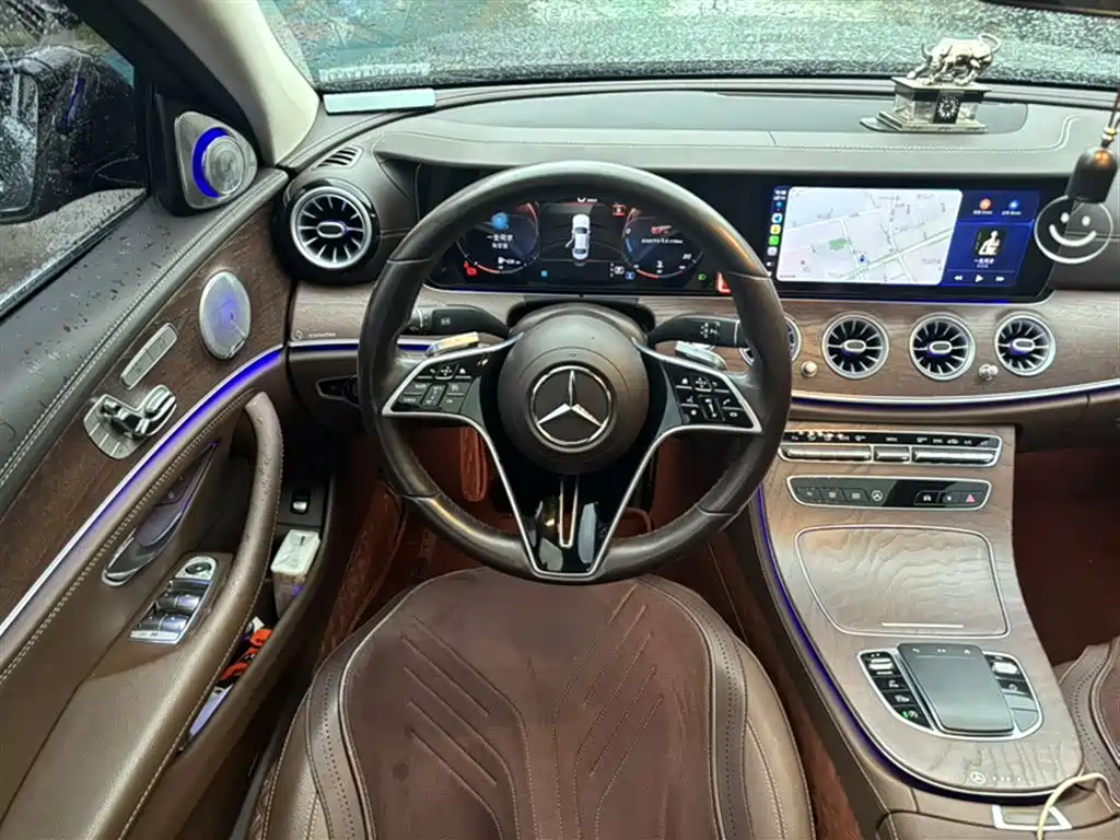 Mercedes-Benz E-Class 2023 — фото 13