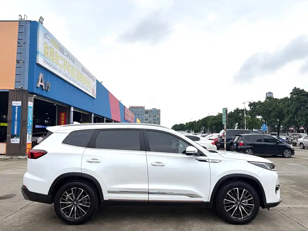 Chery Tiggo 8 PRO 2023 — фото 8