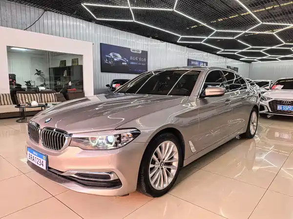 BMW 5 Series 2020