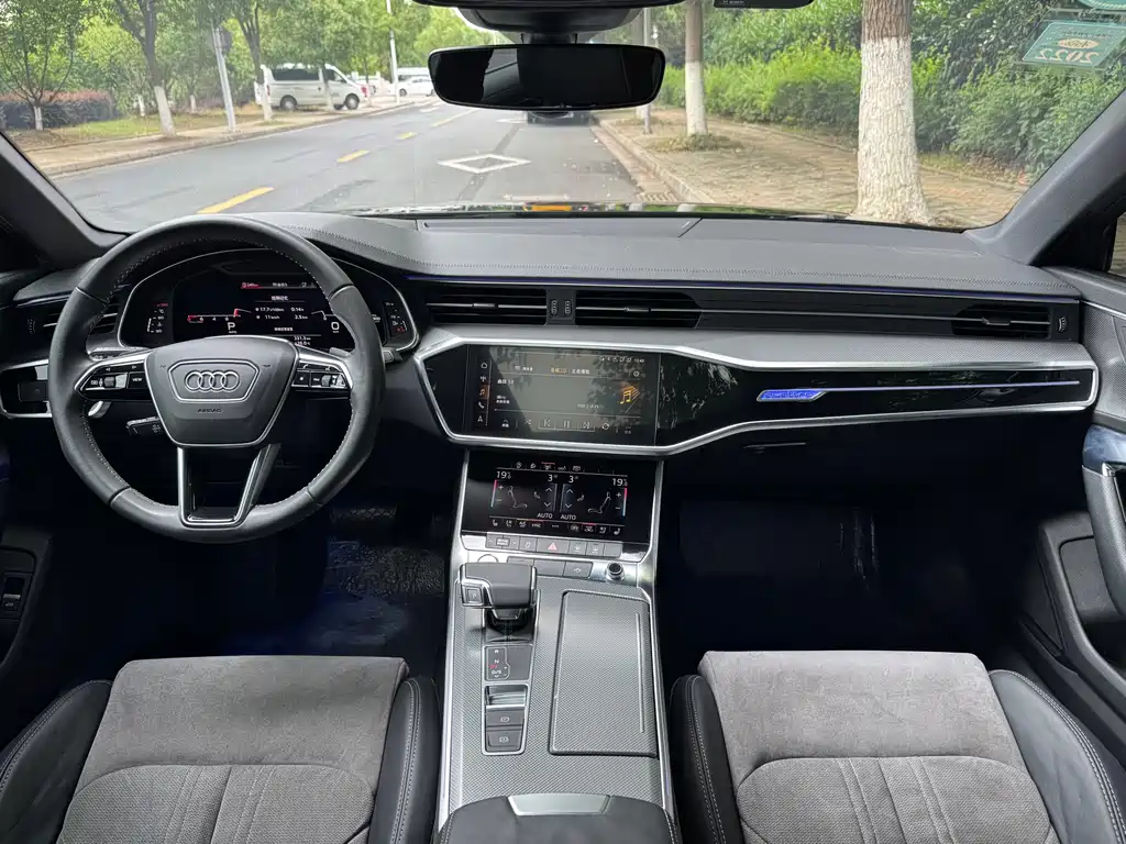 Audi A6L 2020 — фото 14