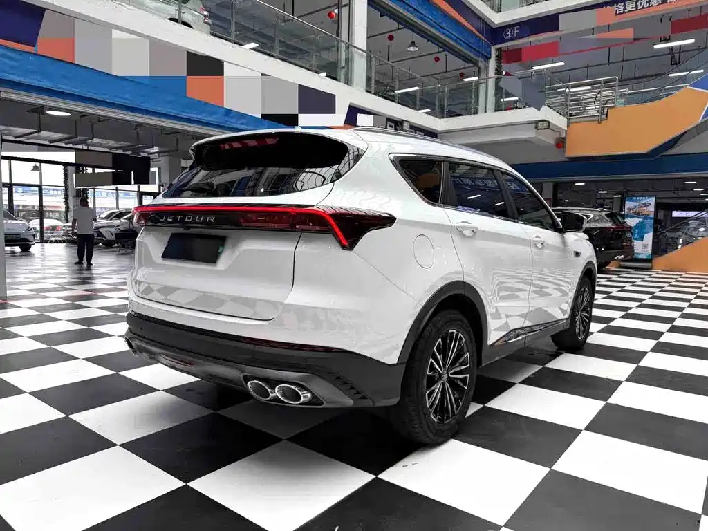 Jetour Jietu X70 PLUS 2021 — фото 20