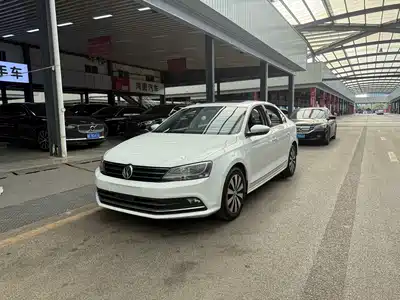 Volkswagen Sagitar 2018
