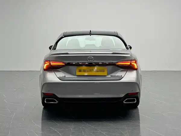 Toyota Avalon 2019