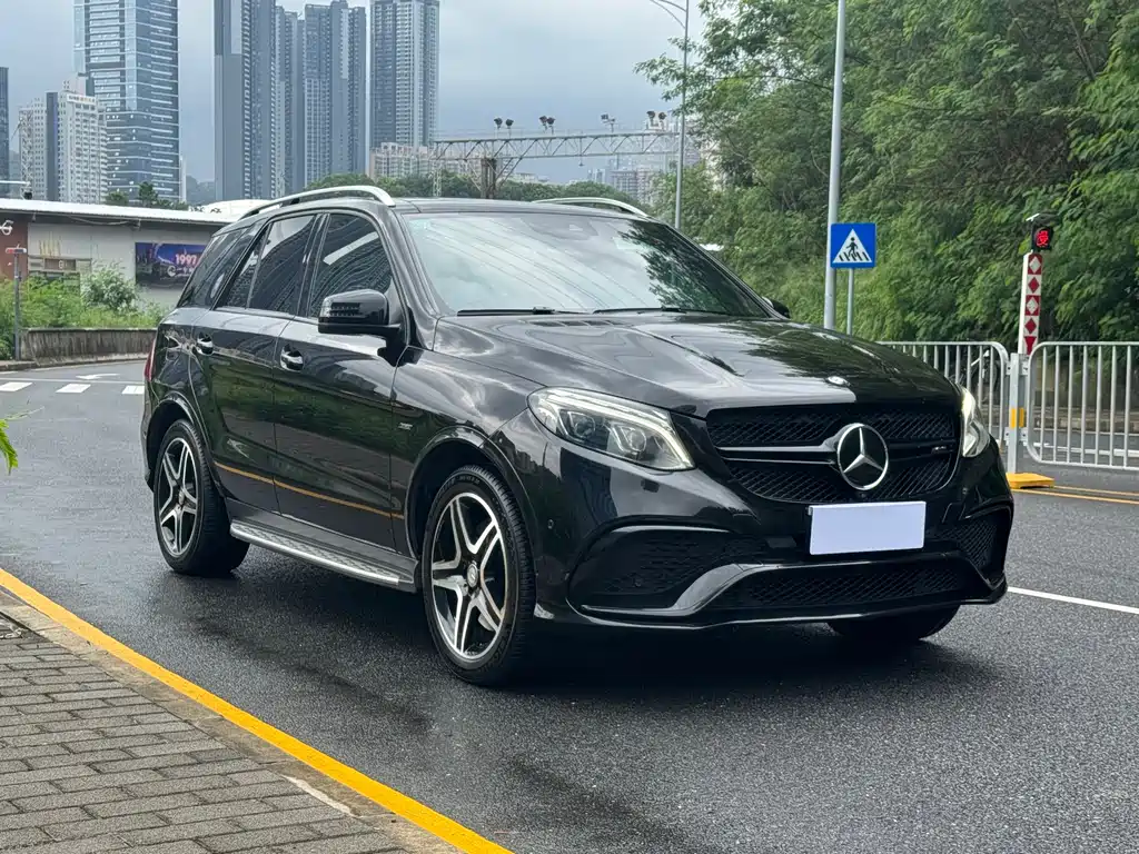 Mercedes-Benz GLE 2017 — фото 3