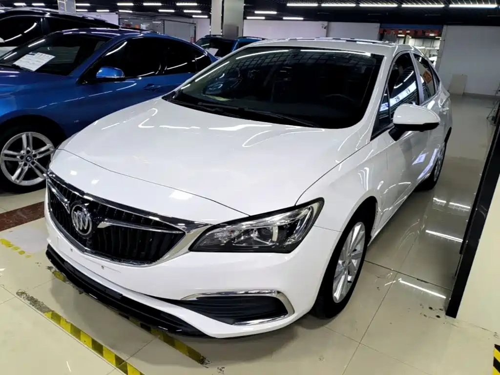 Buick Verano 2018 — фото 1