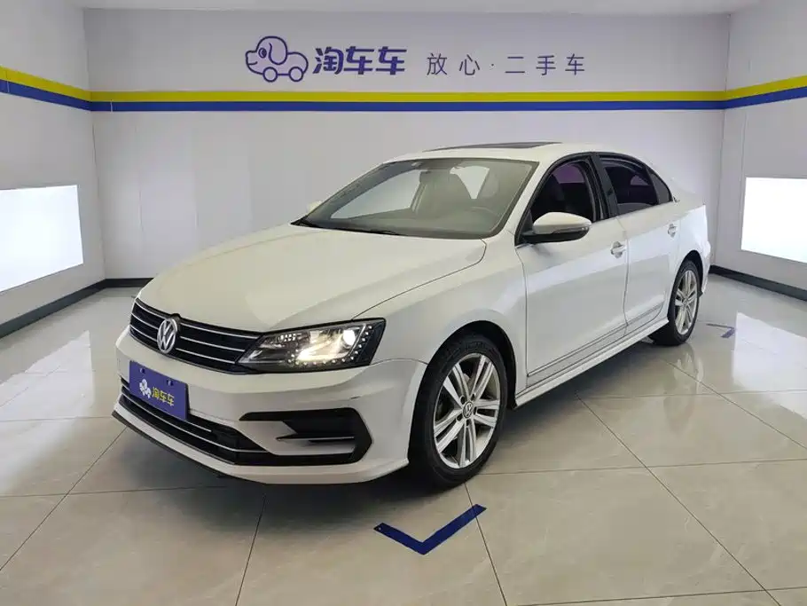 Volkswagen Sagitar 2018