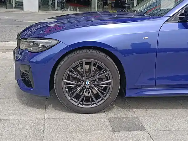 BMW 3 Series 2021