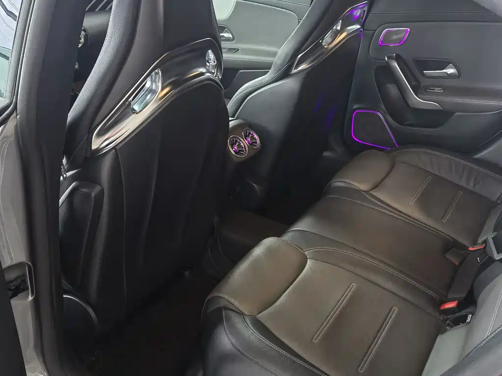 Mercedes-Benz CLA AMG 2023 — фото 8