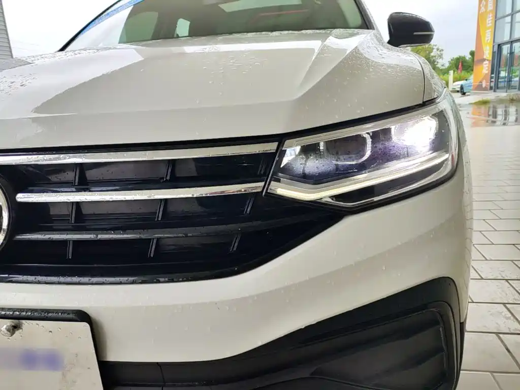 Volkswagen Tiguan L 2024 — фото 24