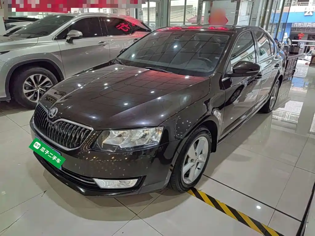 Skoda Octavia 2015 — фото 1