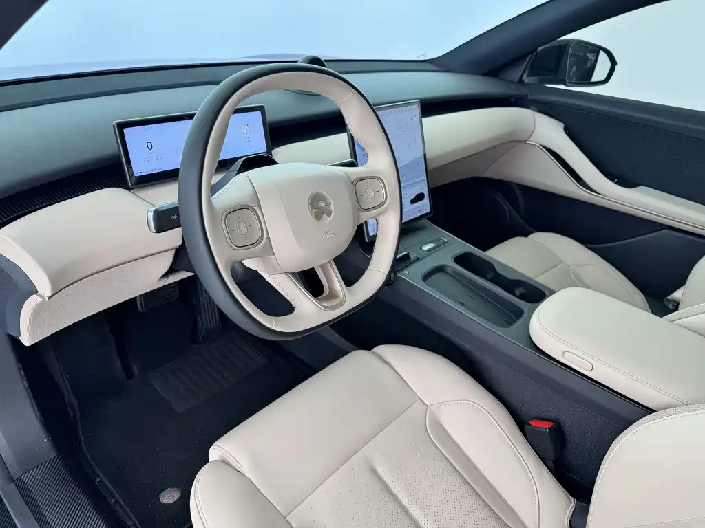 NIO ET5T 2024