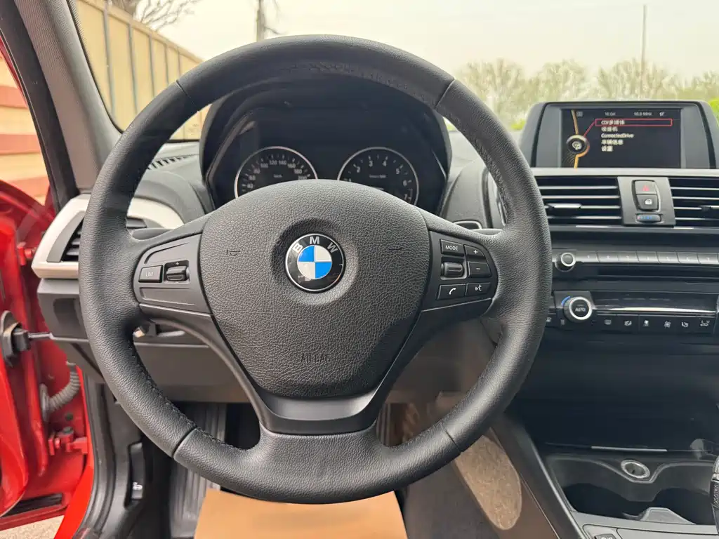 BMW 1 Series 2014 — фото 10