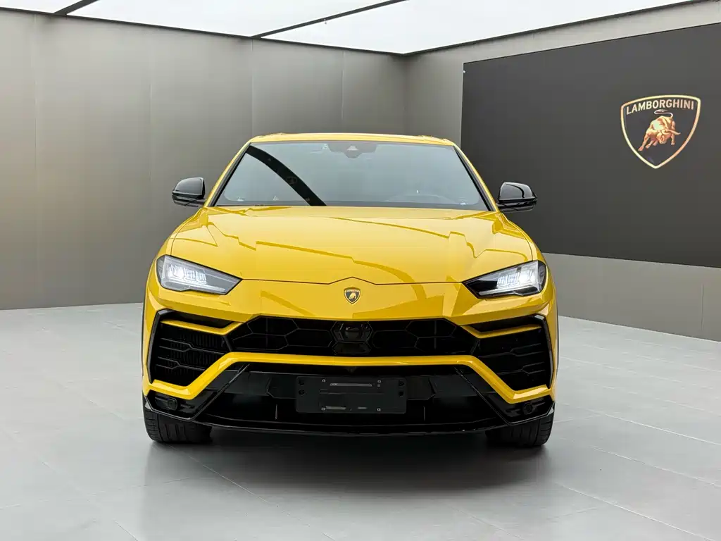 Lamborghini Urus 2023 — фото 2