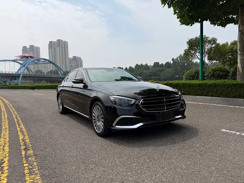 Mercedes-Benz E-Class 2017 — фото 3