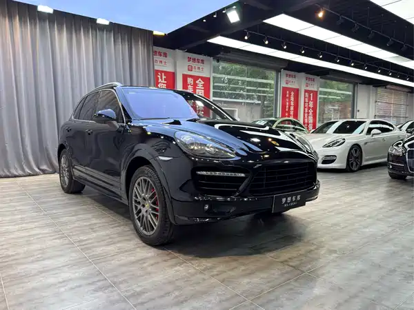 Porsche Cayenne 2011