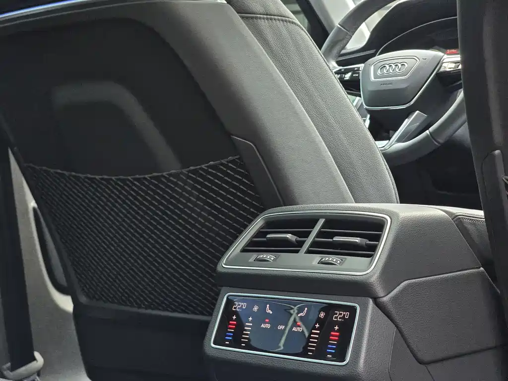 Audi A6L 2022 — фото 14