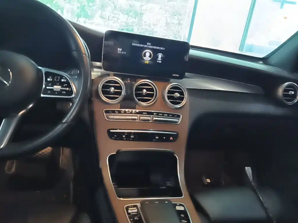 Mercedes-Benz GLC 2019 — фото 13