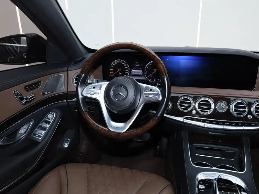 Mercedes-Benz Maybach S-Class 2018 — фото 17