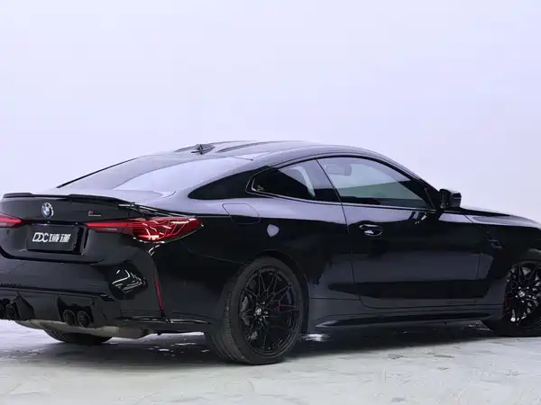 BMW M4 2024