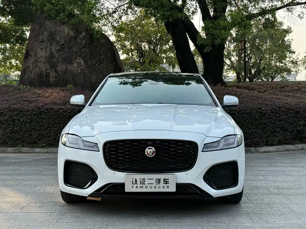Jaguar XFL 2022 — фото 2