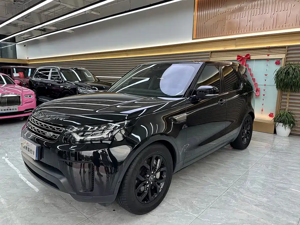 Land Rover Discovery 2020 — фото 1