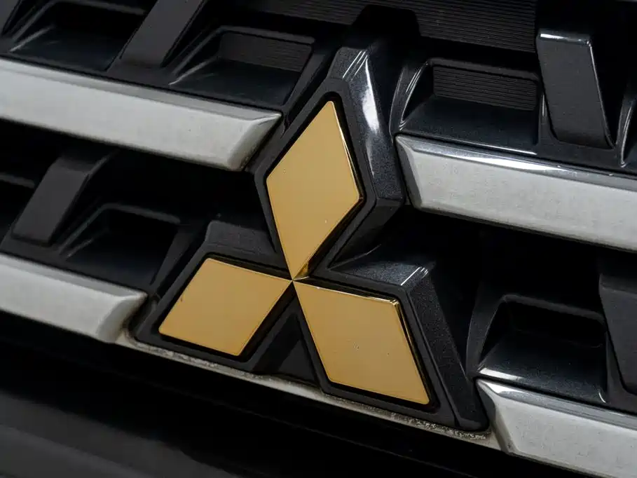 Mitsubishi Pajero 2019 — фото 9