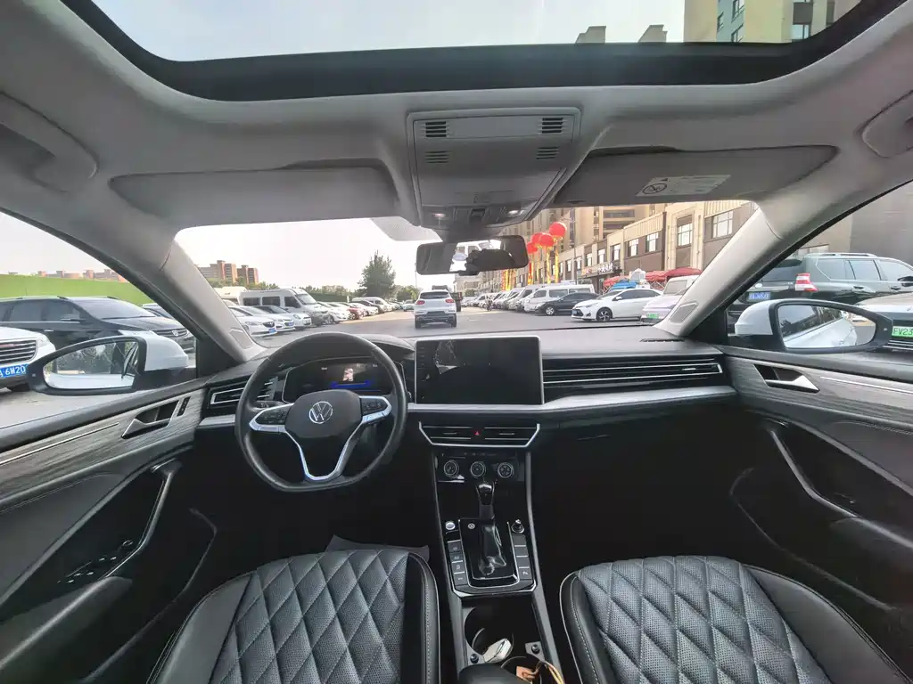 Volkswagen Sagitar 2023