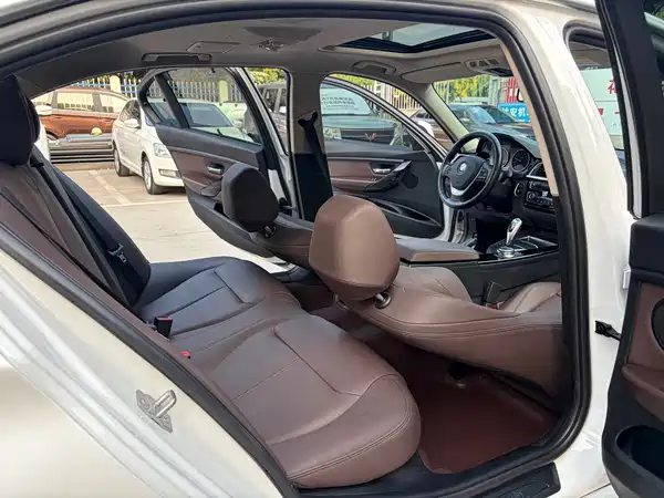 BMW 3 Series 2018