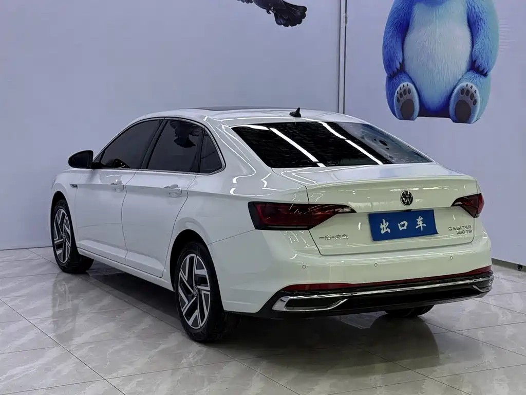 Volkswagen Sagitar 2022