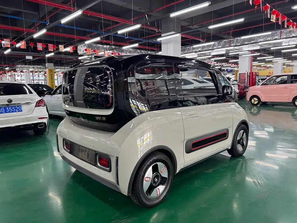 Baojun KiWi EV 2022 — фото 9
