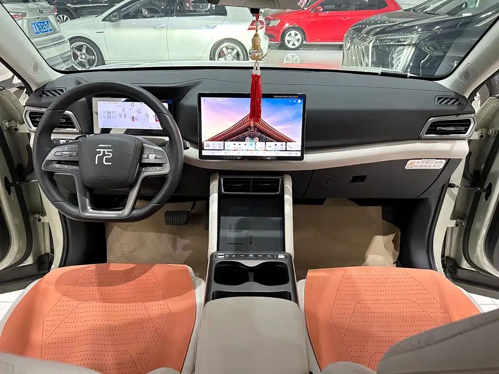 BYD Yuan UP 2025