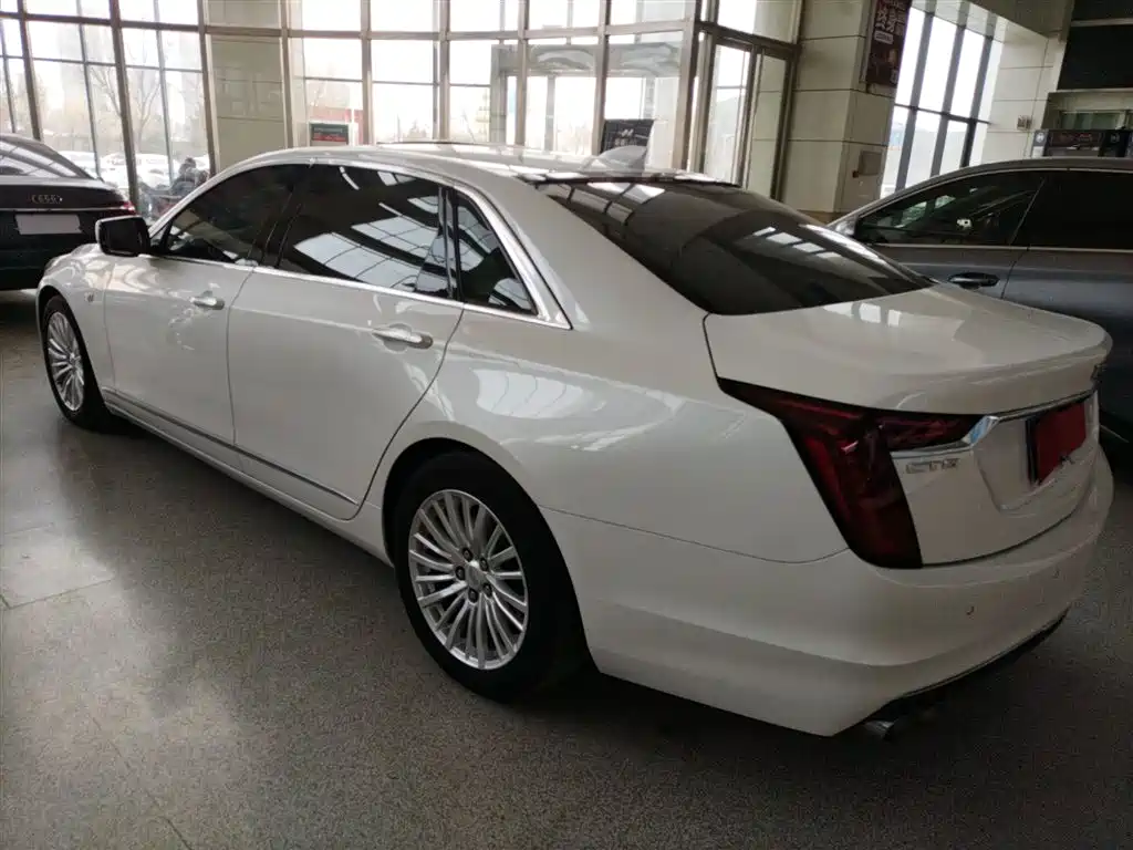 Cadillac CT6 2020 — фото 5