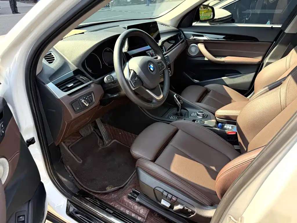 BMW X1 2022 — фото 4