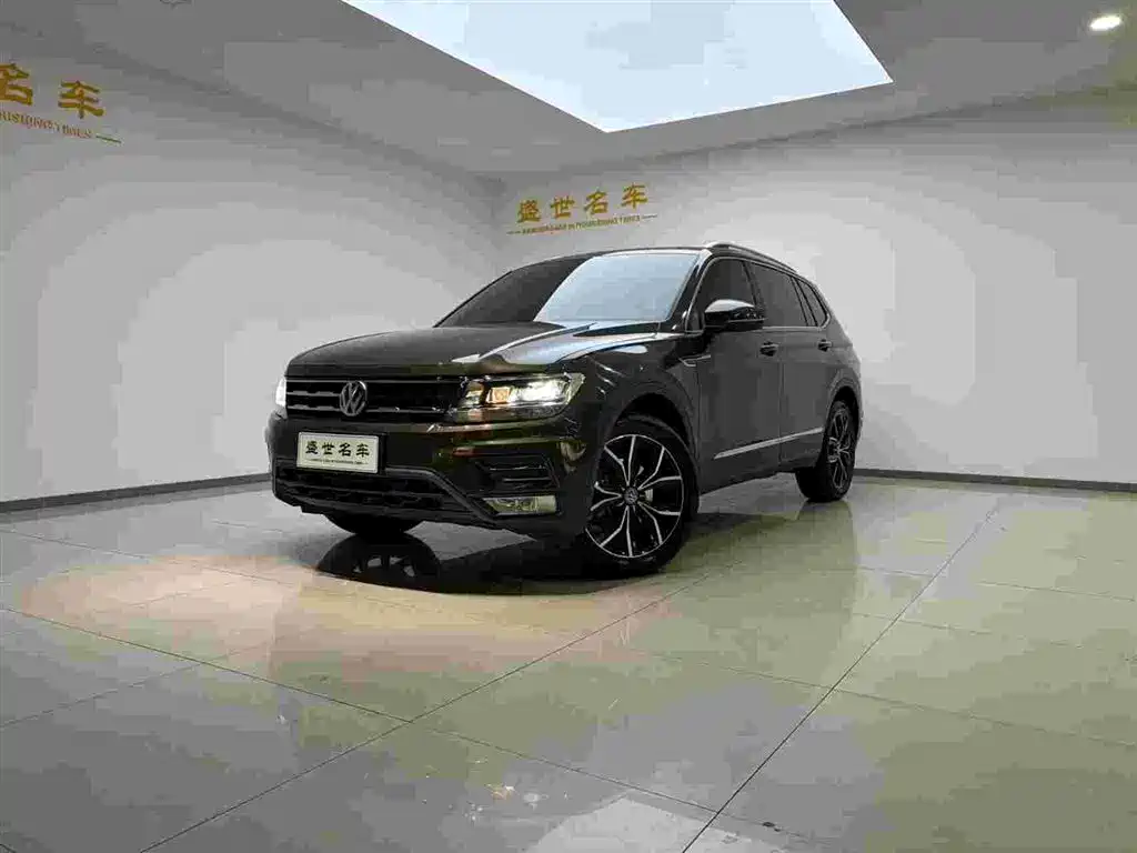 Volkswagen Tiguan L 2019 — фото 12