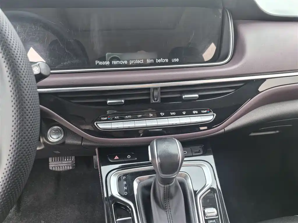 GAC Motor Trumpchi M6 2023 — фото 6