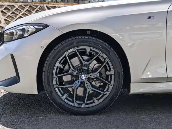 BMW 3 Series 2025