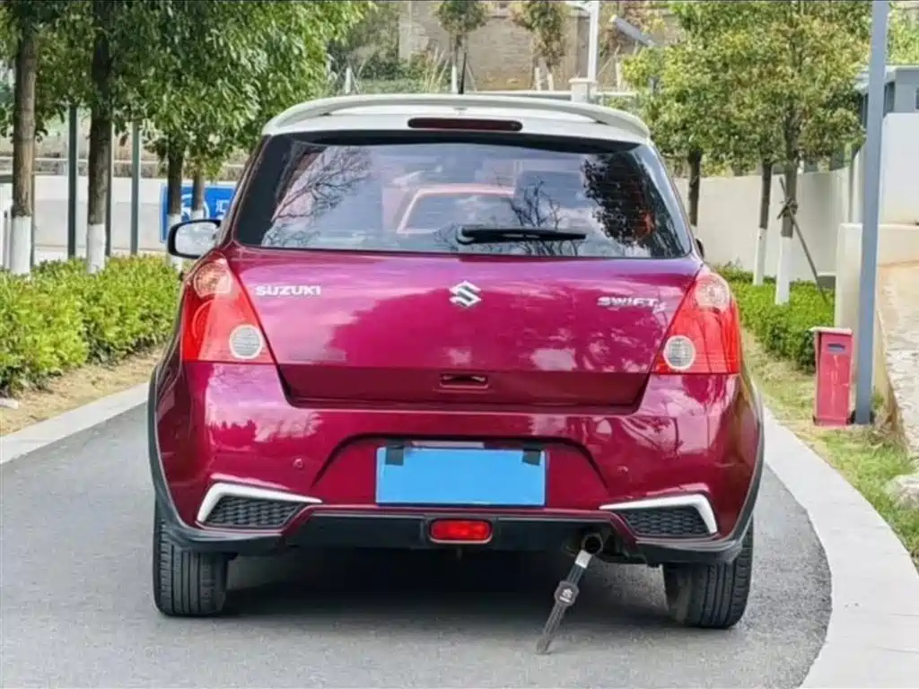Suzuki Swift 2017 — фото 12