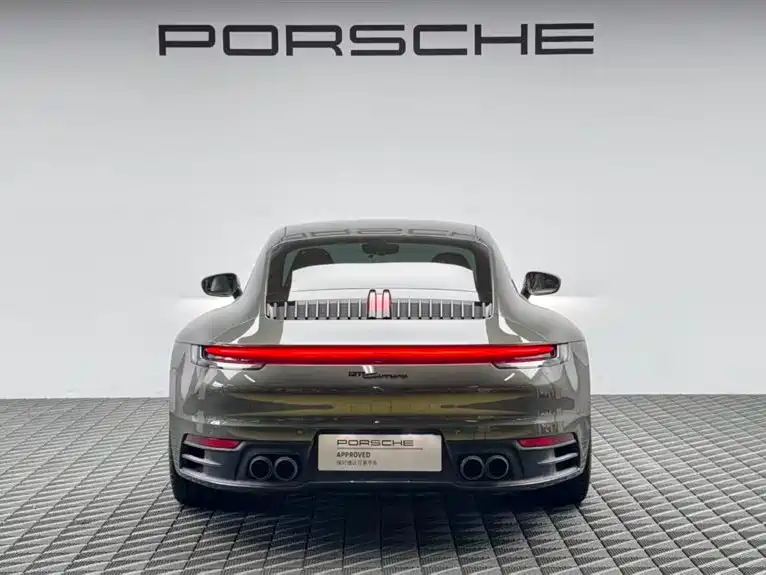 Porsche 911 2023 — фото 5