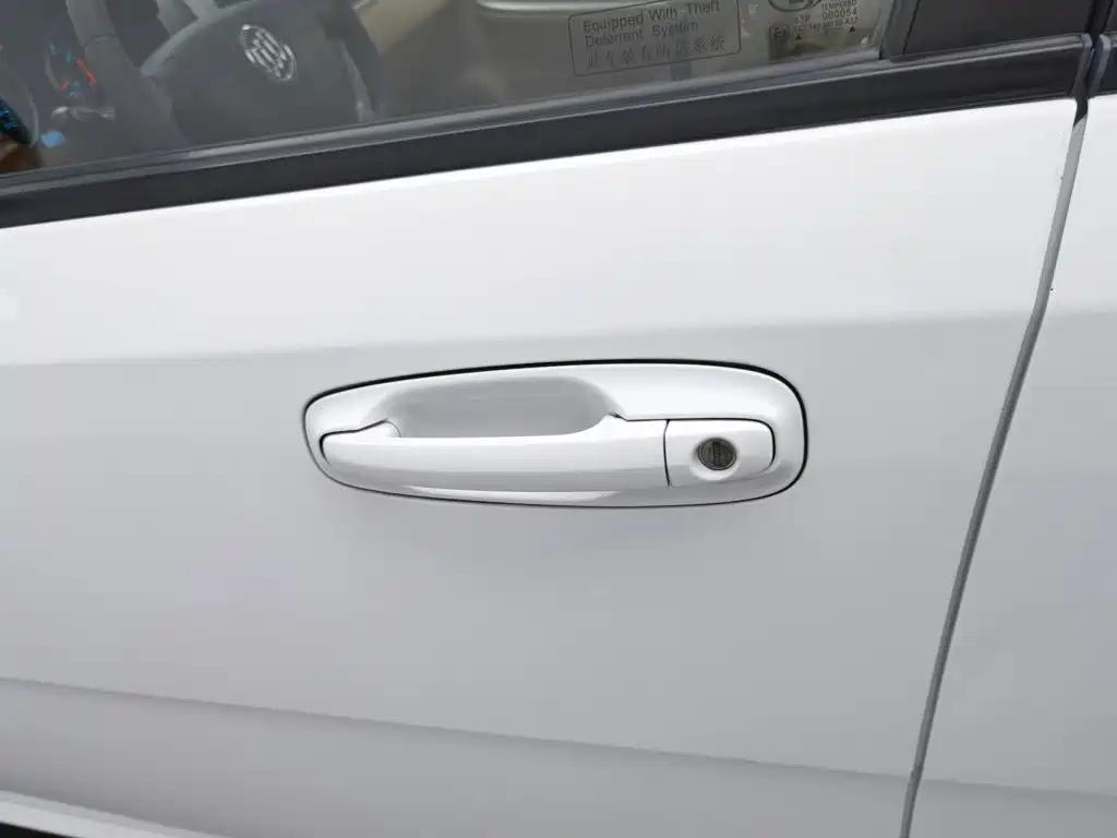 Buick Excelle 2013 — фото 18