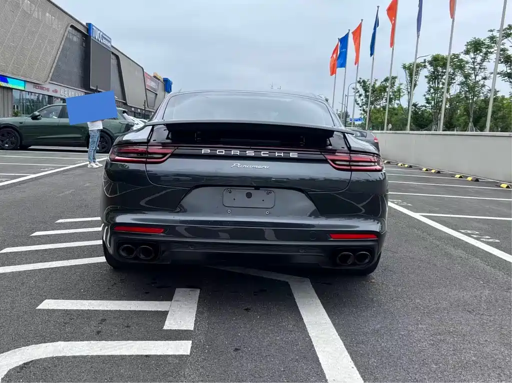 Porsche Panamera 2021 — фото 11