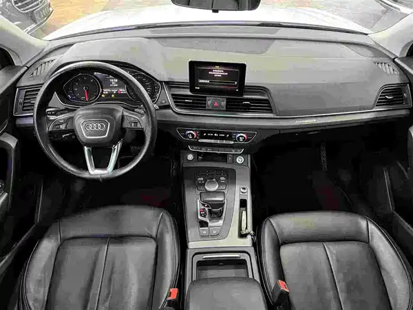 Audi Q5L 2019