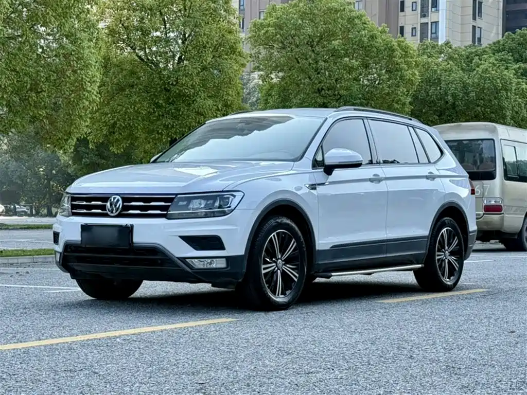 Volkswagen Tiguan L 2019 — фото 10