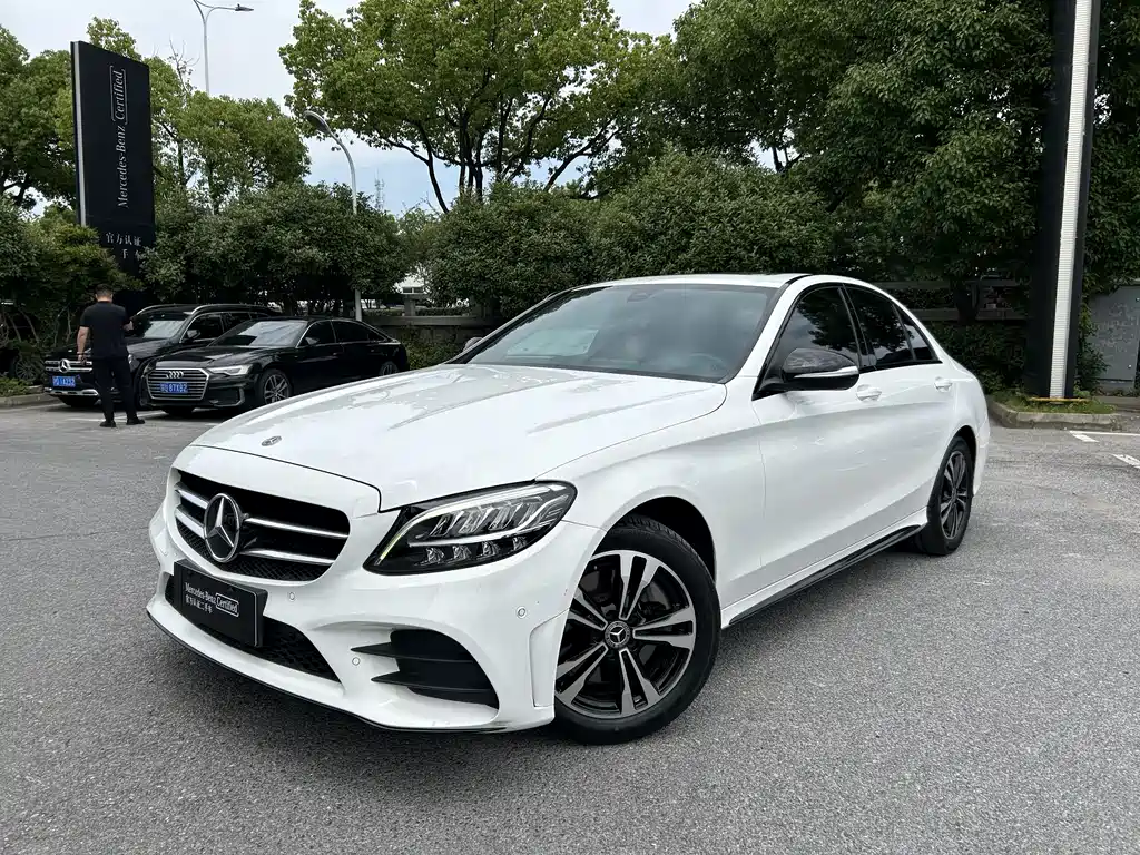 Mercedes-Benz C-Class 2018
