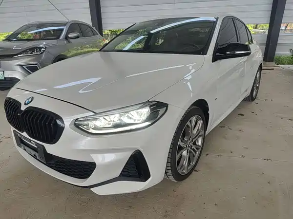 BMW 1 Series 2023