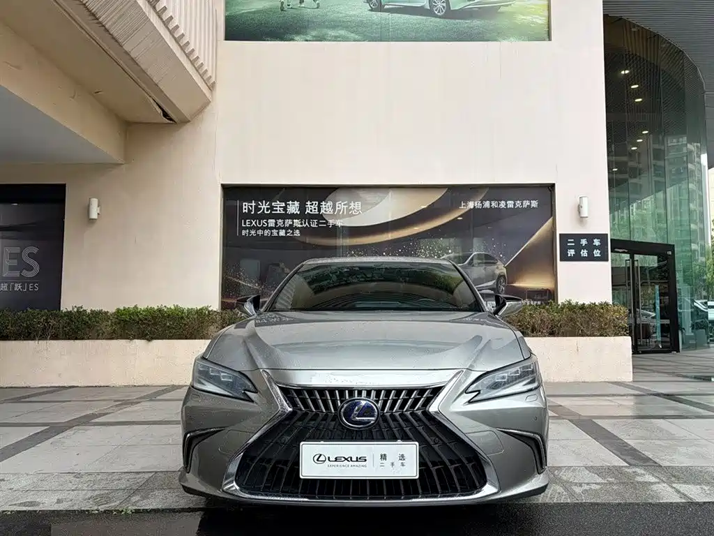 Lexus ES 2022 — фото 3