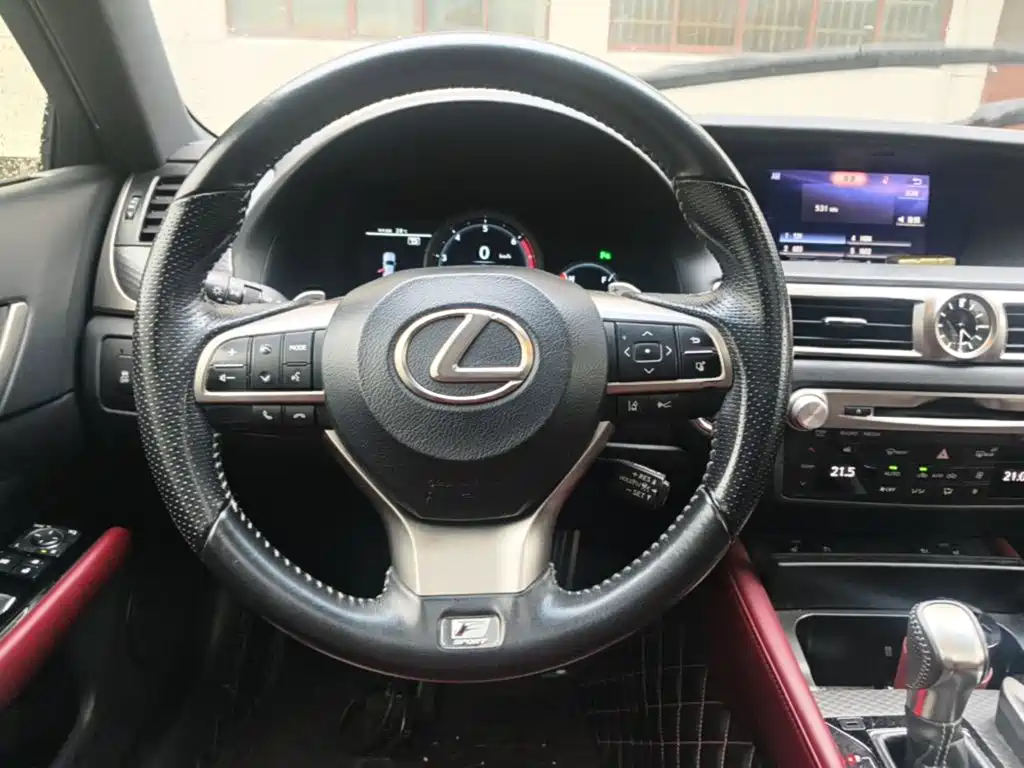 Lexus GS 2019