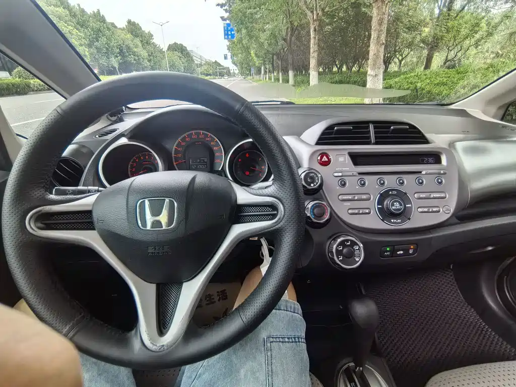 Honda Fit 2009 — фото 11