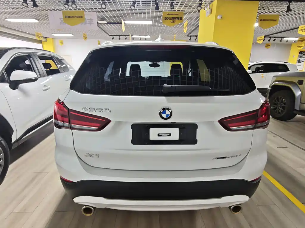 BMW X1 2022 — фото 7